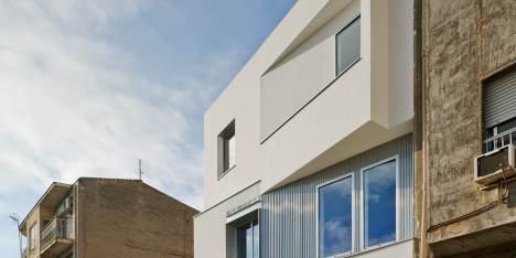 La Errería designs a facade that angles in and out for House F&M in Spain