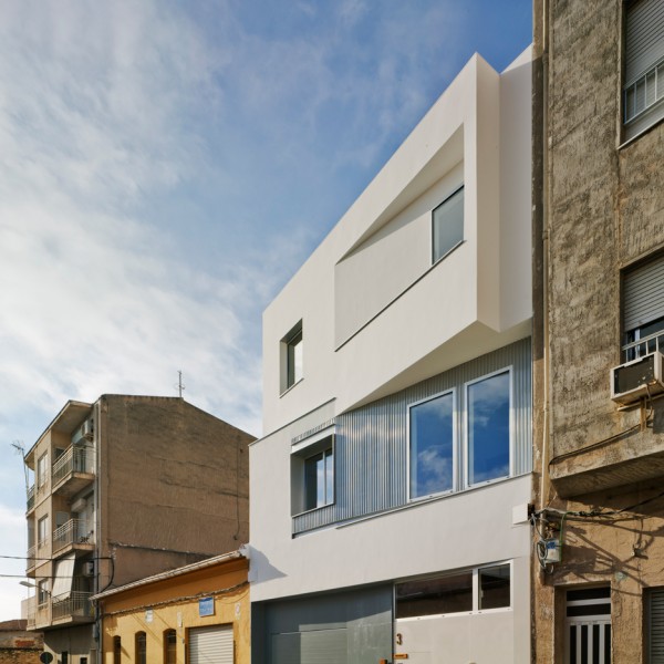 La Errería designs a facade that angles in and out for House F&M in Spain