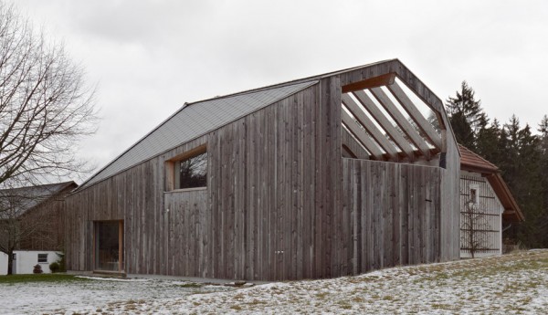 House MK by HPSA