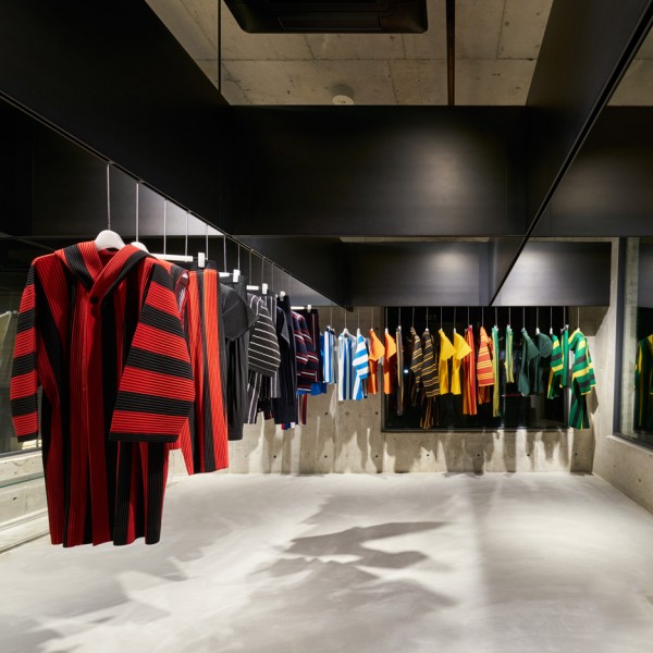 issey miyake homme plisse store by naoto fukasawa transforms a concrete building in Japan