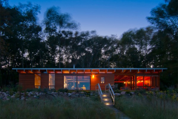 Lake Michigan Beach Cottage by Ramsey Jones in Wisconsin, USA