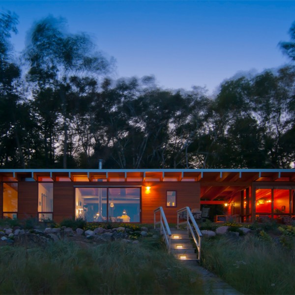 Lake Michigan Beach Cottage by Ramsey Jones in Wisconsin, USA