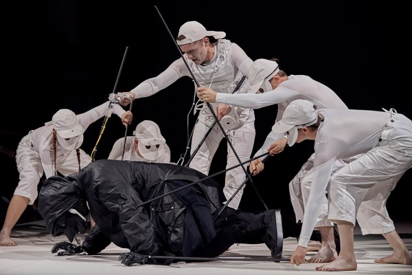 Aitor Throup menswear collection