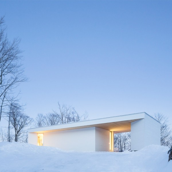 Nook Residence by MU Architecture, a white house in Quebec, Canada