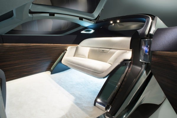 Rolls Royce concept car explores the future of luxury transport