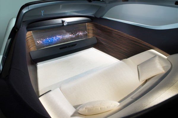 Rolls Royce concept car explores the future of luxury transport