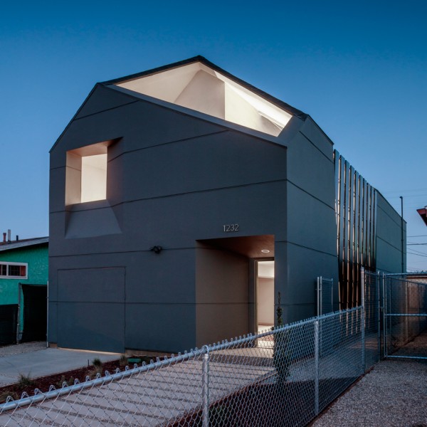 SCI-Arc students build affordable home in low-income Los Angeles neighbourhood