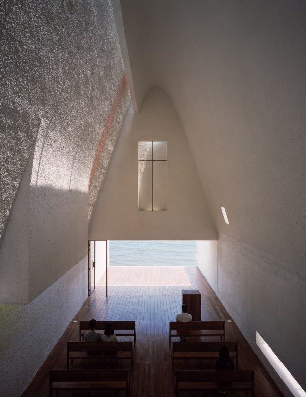 seashore-chapel-beidaihe-new-district-china-beijing-vector-architects-religion-beach-church-light-_dezeen_936_16