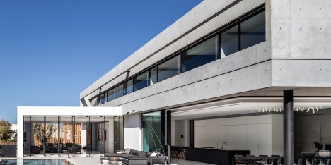 S House by Pitsou Kedem
