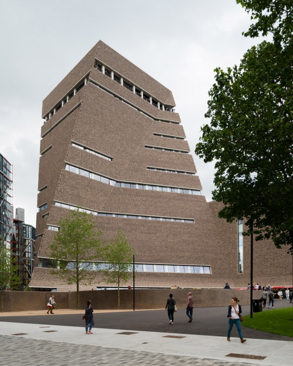 tate-modern-extension-herzog-de-meuron-london-jim-stephenson_dezeen_936_5