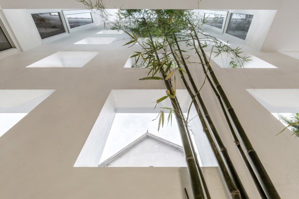 The Cul-de-sac house by Nguyen Khac Phuoc Architects