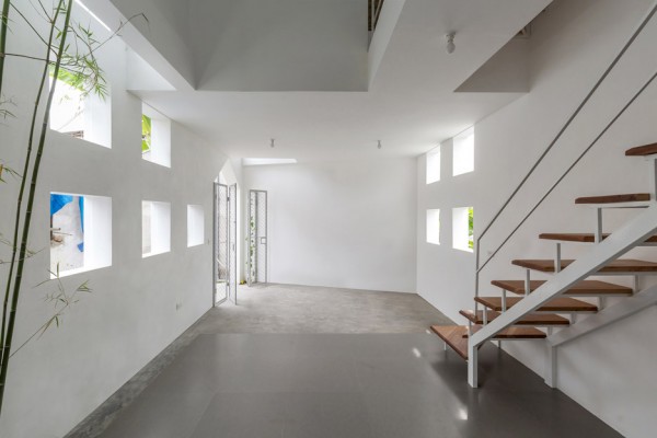 The Cul-de-sac house by Nguyen Khac Phuoc Architects
