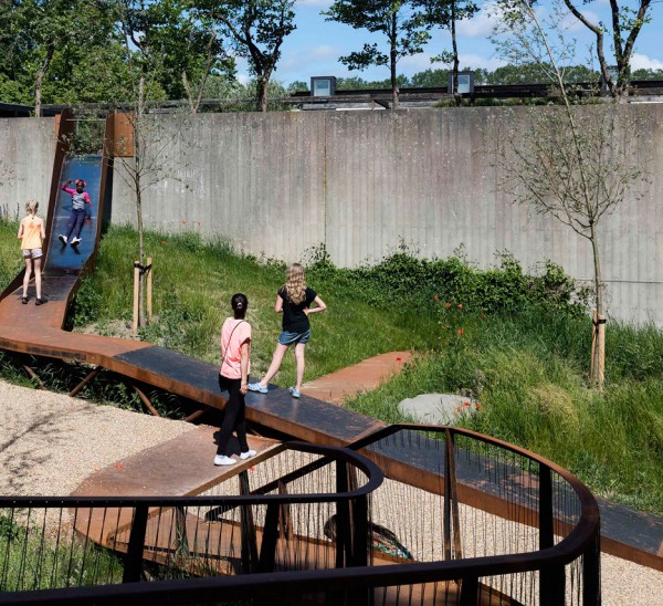 The Loop designed by Holscher Nordberg Architects connects areas of a Danish social housing development