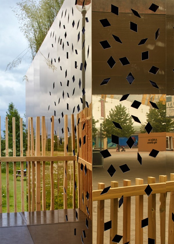 the-milkshake-tree-ph+-london-festival-architecture-2016-sensory-pavilion-cerebral-palsy-greenwich-london-uk-paul-raftery_dezeen_936_6
