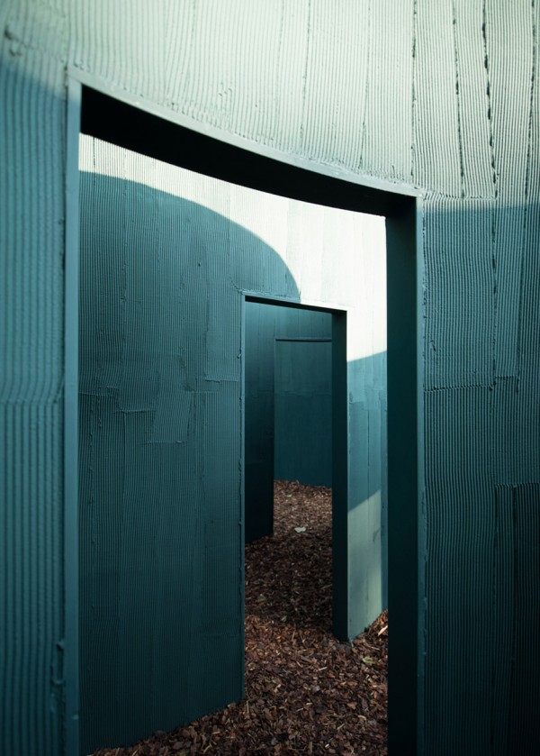 vara-pavilion-pezo-von-ellrichshausen-circles-venice-architecture-biennale-2016_dezeen_936_9
