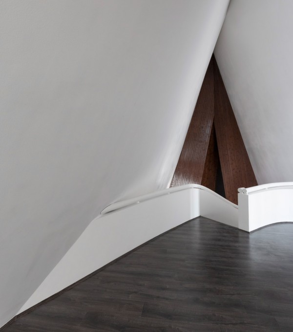 villa-for-younger-brother-tehran-iran-alireza-tahgaboni-trapezoidal-urban-context-architecture-residential-_dezeen_936_19