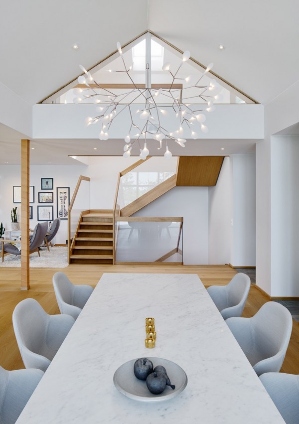 Murman Arkitekter completes a Swedish villa that fans out in all directions