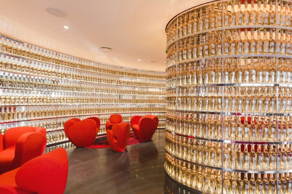 watergate-hotel-ron-arad_dezeen_936_7