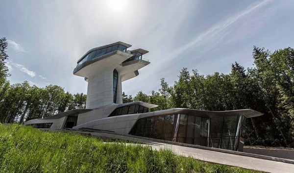 Capital Hill Residence by Zaha Hadid Architects