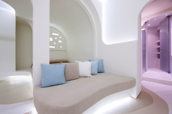 Andronikos Hotel Santorini by KLab