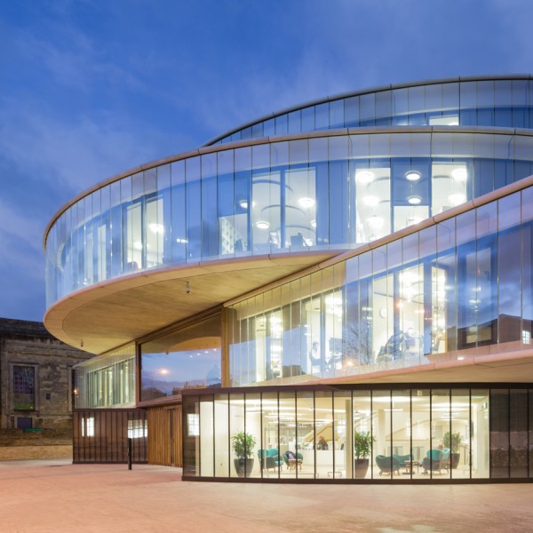 Blavatnik School of Government, University of Oxford by Herzog & de Meuron. Photograph by Iwan Baan