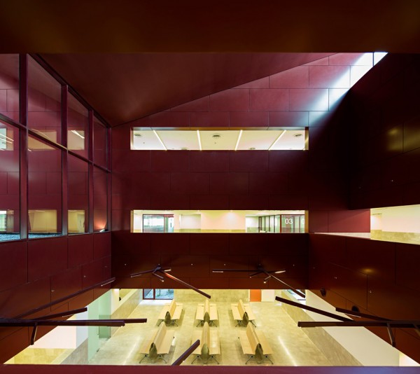 Cardiac centre in Kuwait by AGi Architects is designed with an atrium to represent the building's heart