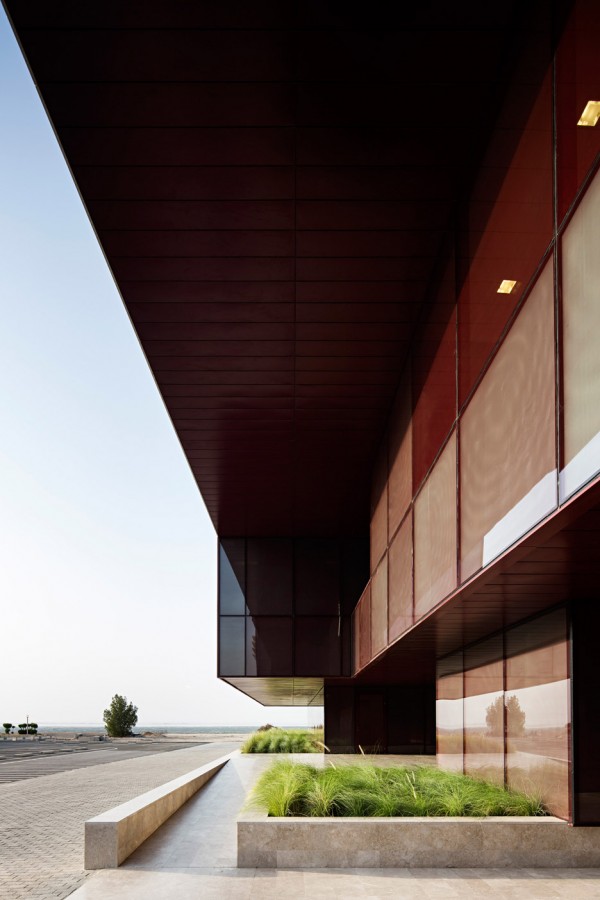 Cardiac centre in Kuwait by AGi Architects is designed with an atrium to represent the building's heart