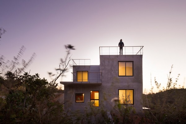 Cerrado House by Vazio S/A
