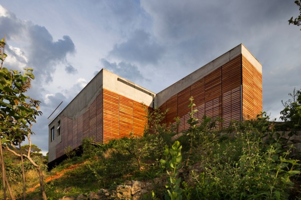 Cerrado House by Vazio S/A