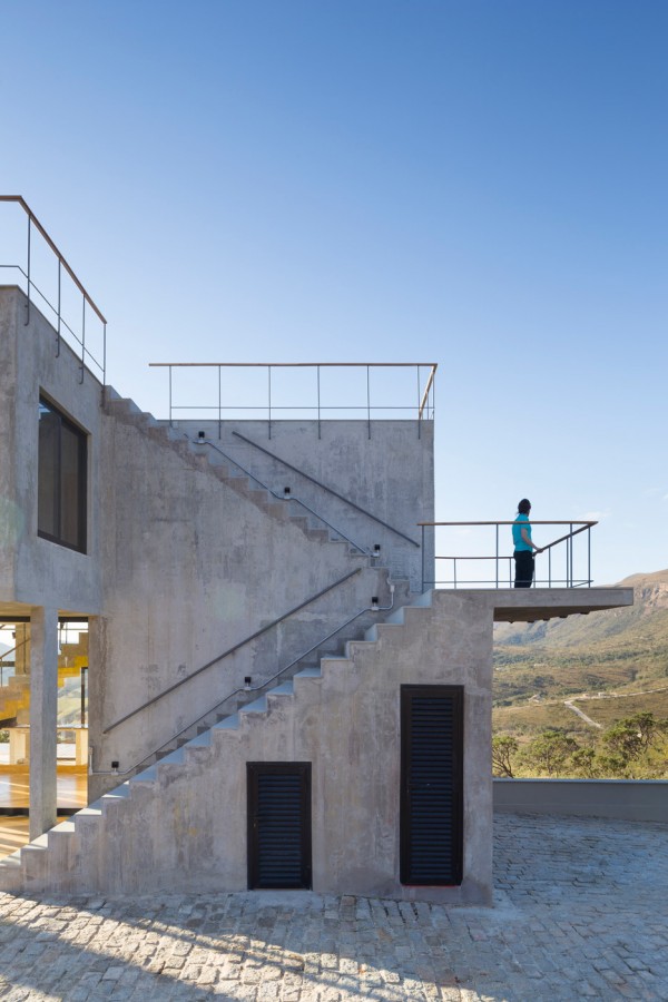 Cerrado House by Vazio S/A