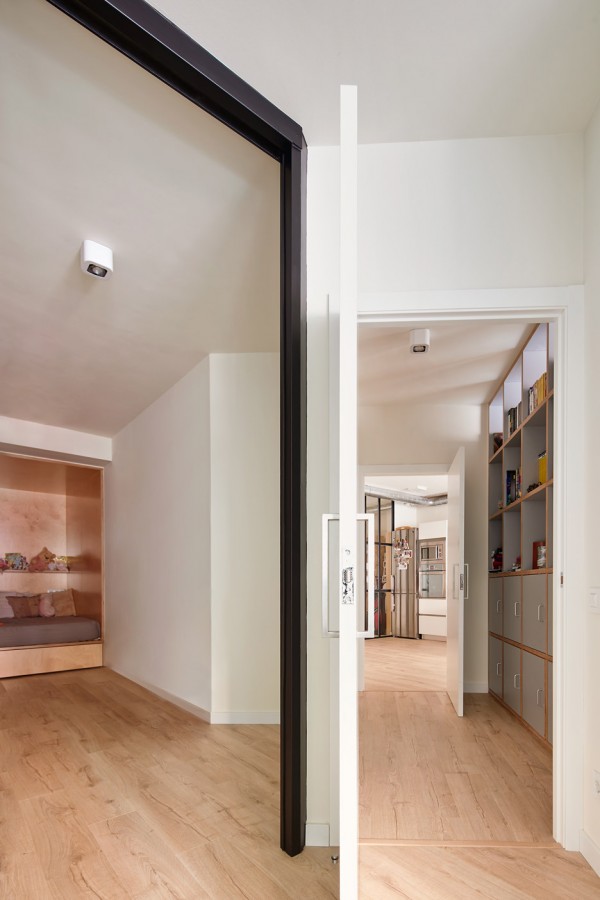 Corsega Apartment by RAS Arquitectura