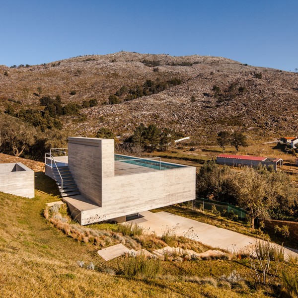 10 of the best rooftop swimming pools on Dezeen
