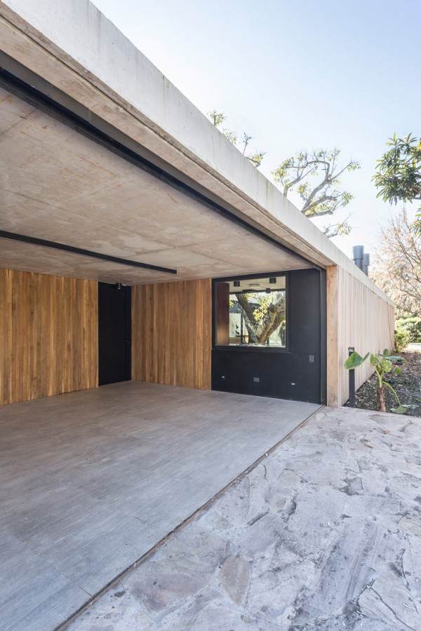 San Carlos House by Marcelo Del Torto