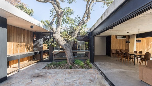 San Carlos House by Marcelo Del Torto