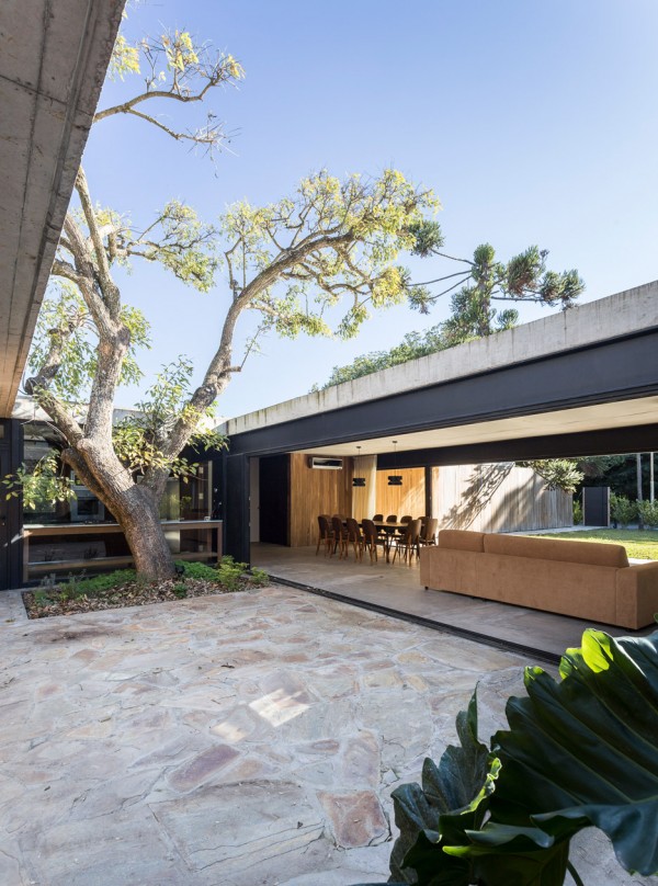 San Carlos House by Marcelo Del Torto