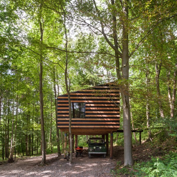 Studio-for-Invisible-Studio-Piers-Taylor_dezeen_retina-sq