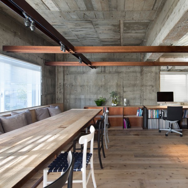 Suppose-Tokyo-Office-by-Suppose-Design-Office_dezeen_retina-sq