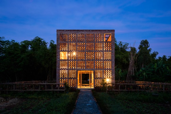Terra Cotta Studio by Tropical Space