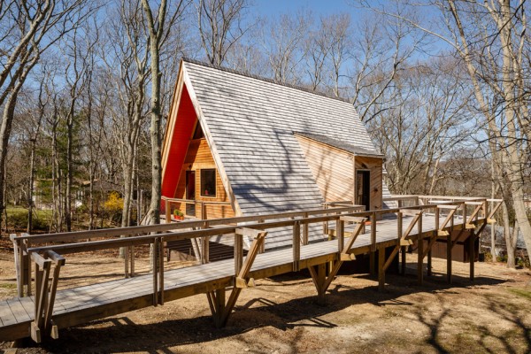 Triangle House by Doon Architecture