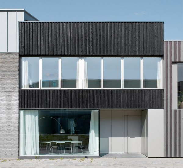 V13K05, a house and office space designed by Pasel Kuenzel architects in the Dutch city of Leiden