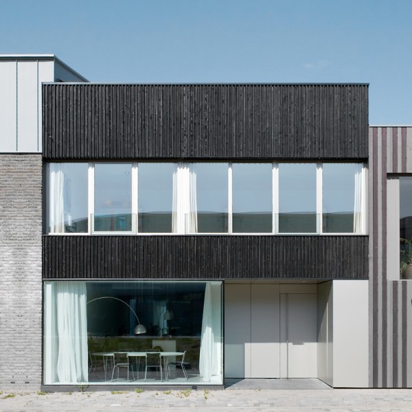 V13K05, a house and office space designed by Pasel Kuenzel architects in the Dutch city of Leiden