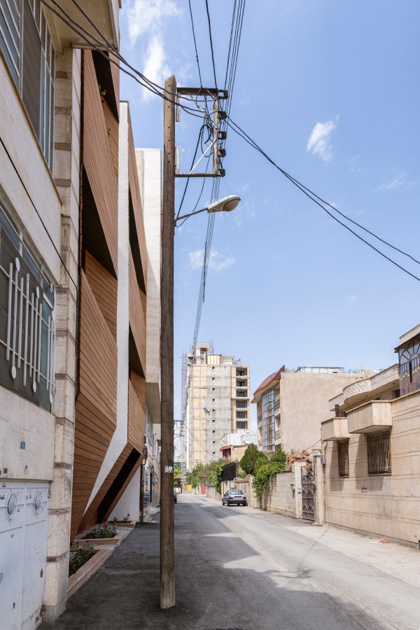 Afsharian's House by ReNa Design
