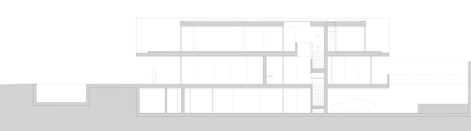 Aluminium House in Madrid by Fran Silvestre Arquitectos