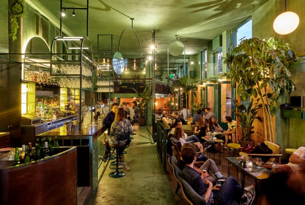 Bar Botanique in Amsterdam by Studio Modijefsky is filled with tropical plants