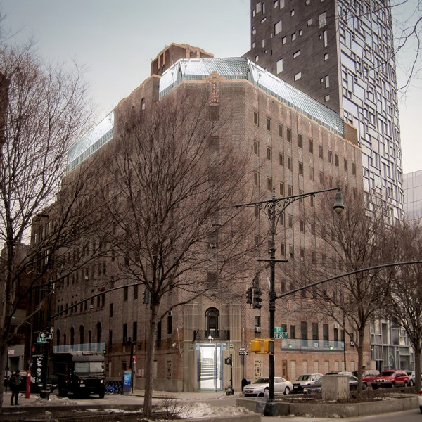 Bayview Women's Centre by Deborah Berke