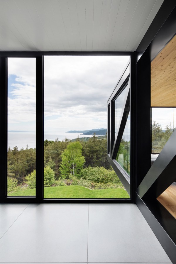 Blanche Chalet by ACDF Architecture