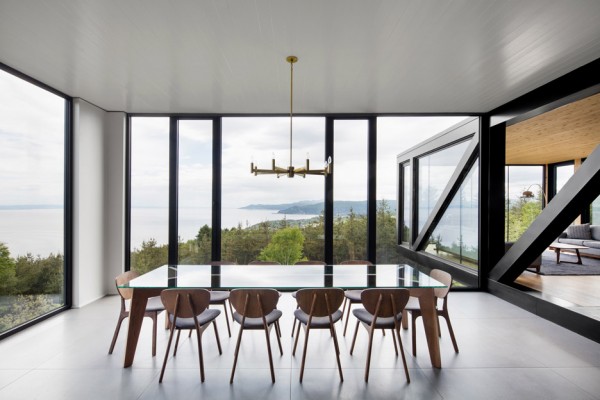 Blanche Chalet by ACDF Architecture