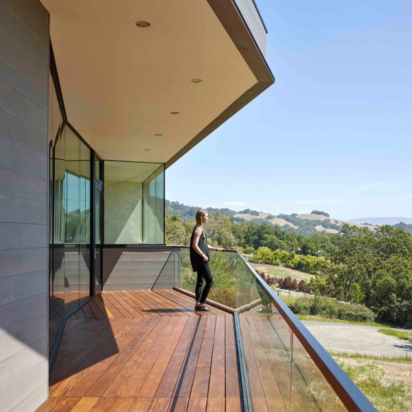 Box on a Rock by Schwartz & Architecture