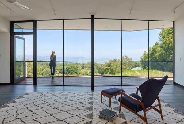 Box on a Rock by Schwartz & Architecture