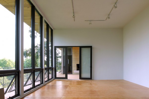 Bridge Studio by hanrahanMeyers Architects